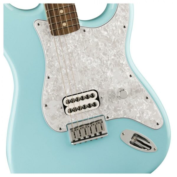 fender limited edition tom delonge stratocaster rw daphne blue guitare electrique side4